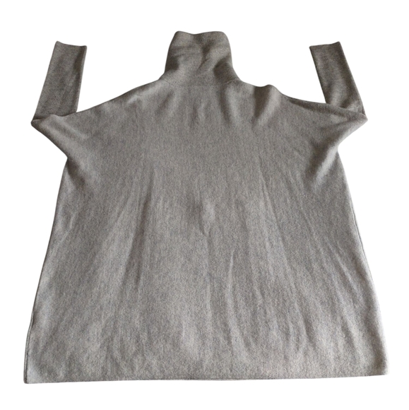 Garnet Hill Oversized Turtleneck Sweater Small - Picture 2 of 12